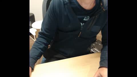 kcirt17225058 online show from October 25, 11:12 am