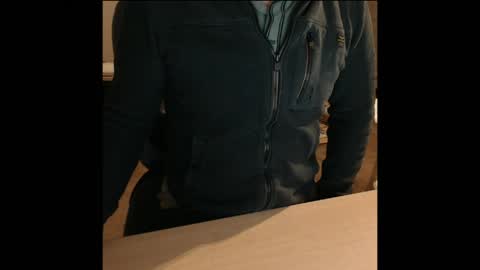 kcirt17225058 online show from April 7, 10:21 pm