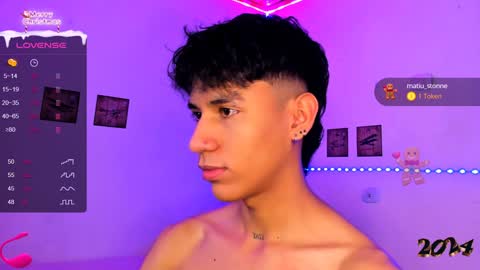 Alejandro Gonzalez online show from December 6, 4:25 am