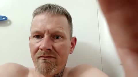 keithmc6999 online show from January 12, 4:49 am