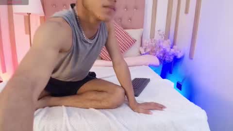 Kelvin online show from March 28, 12:49 pm