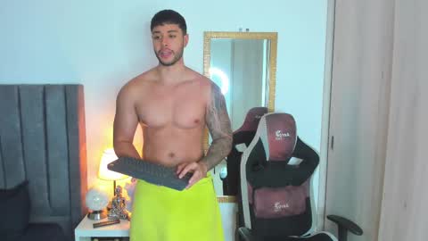 ken_mailik online show from March 1, 11:47 pm