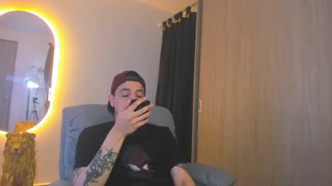 kendel_dimitri online show from January 21, 6:12 am