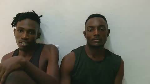 Kenia online show from October 17, 1:04 pm