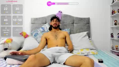 kenny and Ian online show from February 12, 4:29 am