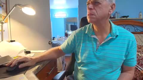 kent_ham online show from October 2, 10:58 pm