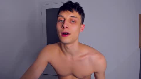 Peter     online show from November 14, 7:59 pm