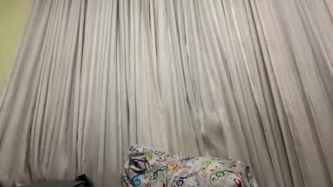 kevin777623 online show from February 19, 12:40 am