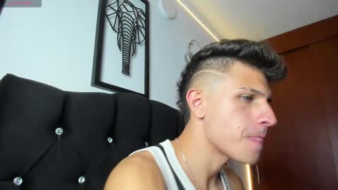 Kevin Ahs online show from December 4, 11:01 pm