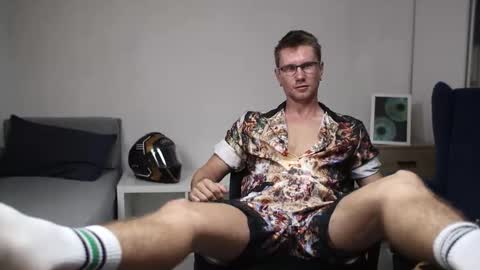 Kev online show from September 10, 4:05 pm