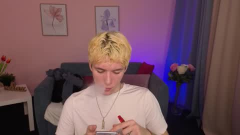 Kevin online show from February 23, 7:10 am