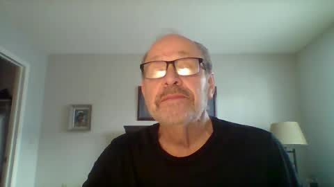 Snapshot of kfries chatting on January 1, 10:13 pm Kent online show from January 1, 10:13 pm