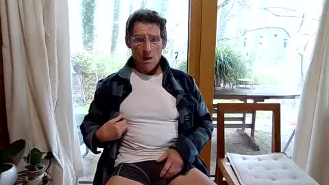 kimonoblues online show from January 17, 10:44 am