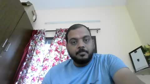 kingalpines1 online show from July 12, 2:13 am