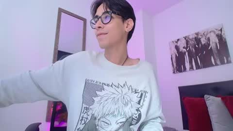 kingdanny_8 online show from December 15, 4:31 am