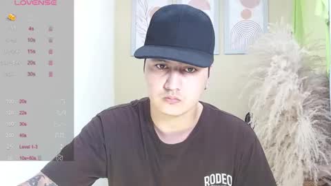 kingdominico online show from December 8, 8:47 pm