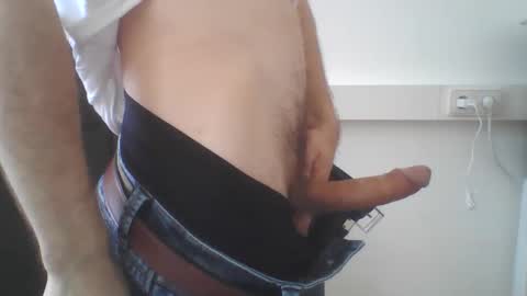 Max online show from April 20, 2:08 pm