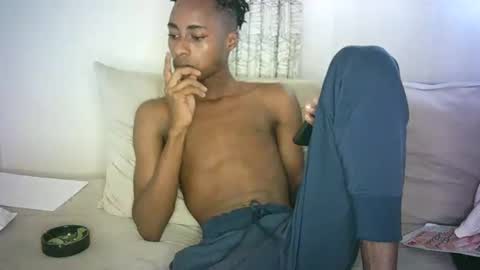 kinkybby_ online show from January 3, 12:52 pm