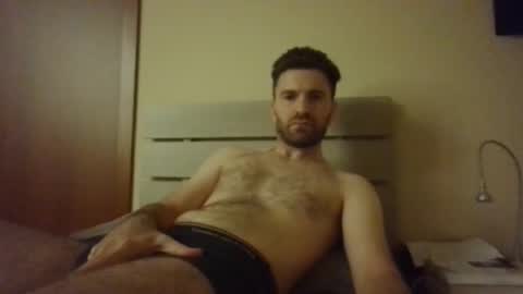 kiri0101 online show from September 8, 11:15 pm