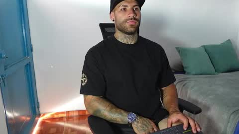 kite__ online show from January 29, 9:50 pm