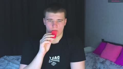 Vlad online show from March 8, 3:33 pm