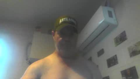 kiwiguy19773 online show from March 9, 12:15 am