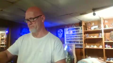 MrKleeen online show from October 7, 2:59 am