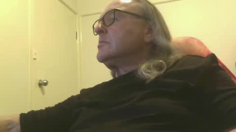 knobout online show from July 15, 12:34 pm
