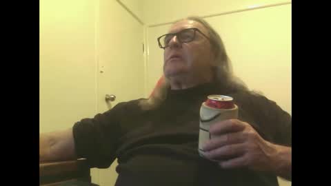 knobout online show from April 26, 1:30 pm