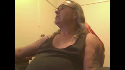 knobout online show from February 3, 10:53 am