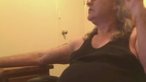 knobout online show from June 30, 11:44 am