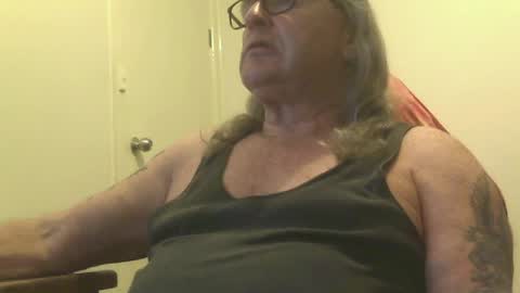 knobout online show from June 17, 12:29 pm