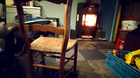 koelie1982 online show from December 1, 7:06 pm