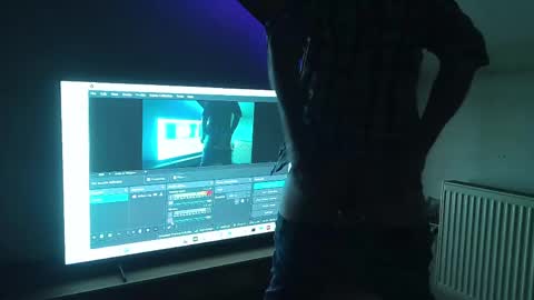 Andy online show from April 18, 7:29 pm