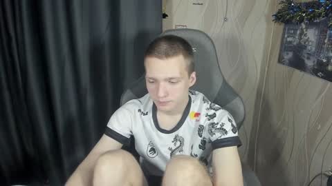 Snapshot of konnor_deviant chatting on January 28, 7:53 pm konnor_deviant online show from January 28, 7:53 pm