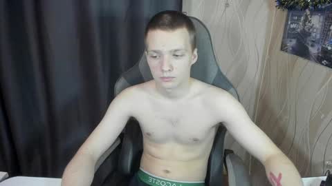 Snapshot of konnor_deviant chatting on February 7, 8:10 pm konnor_deviant online show from February 7, 8:10 pm