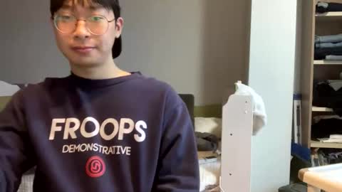 koreantwiink online show from January 11, 10:57 pm