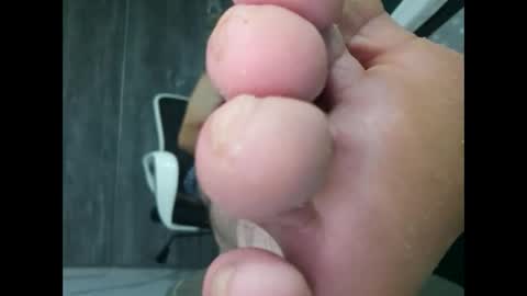 Koto Bombon online show from December 16, 4:36 pm