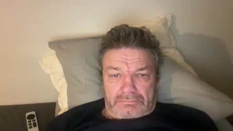 kovapoika online show from October 20, 7:18 pm