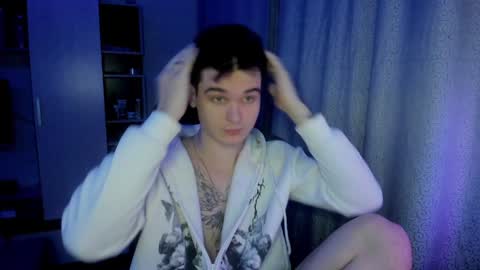 Kyroro online show from December 16, 8:58 pm