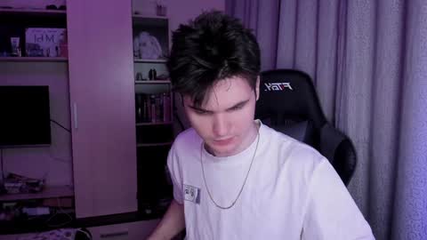 Kyroro online show from January 13, 8:15 pm