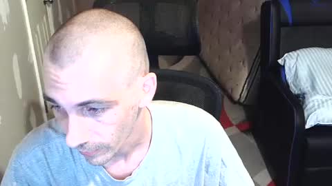 l1v1nth3dr3am online show from July 15, 3:19 pm