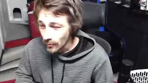 l1v1nth3dr3am online show from December 21, 10:45 am