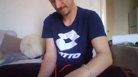 labelette007 online show from March 28, 5:13 pm