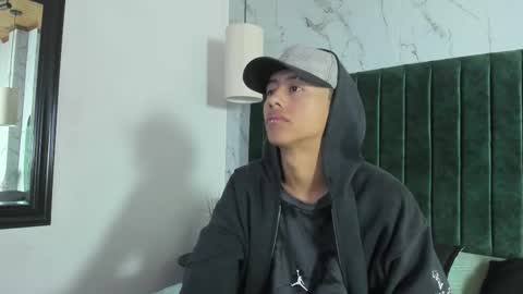 labrinthteasing online show from March 1, 1:00 pm