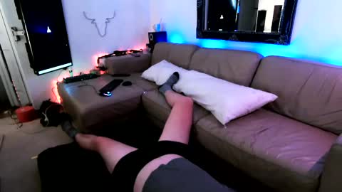 Hectic online show from February 8, 9:04 pm