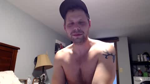 Lance online show from March 6, 12:43 am