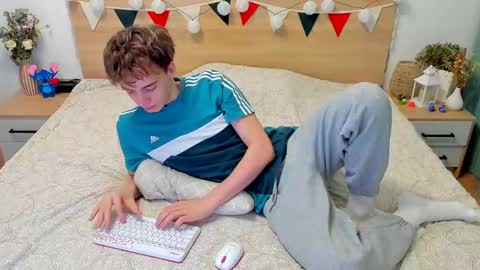 Fandi online show from March 1, 4:15 am