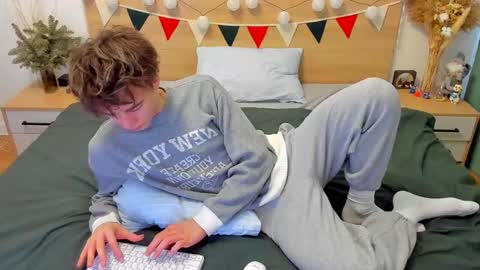 Fandi online show from February 3, 11:42 am