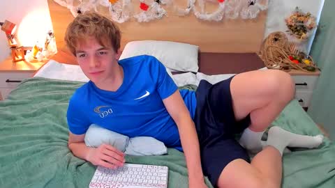 Fandi online show from October 12, 9:36 am